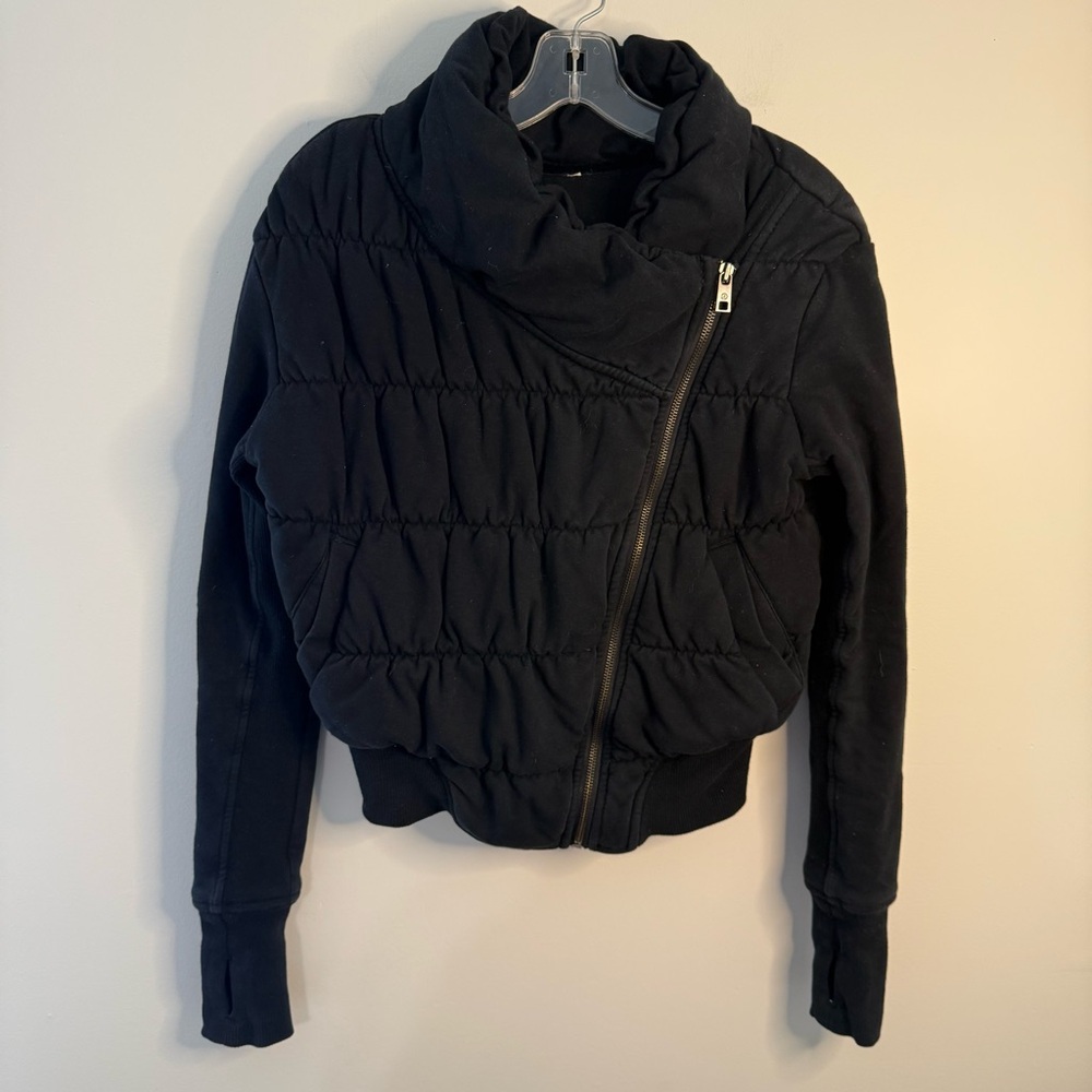 RARE Lululemon Rejuvenate Jacket Black Size 4